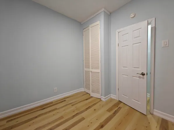 30 Macombs Place image 5 of 12