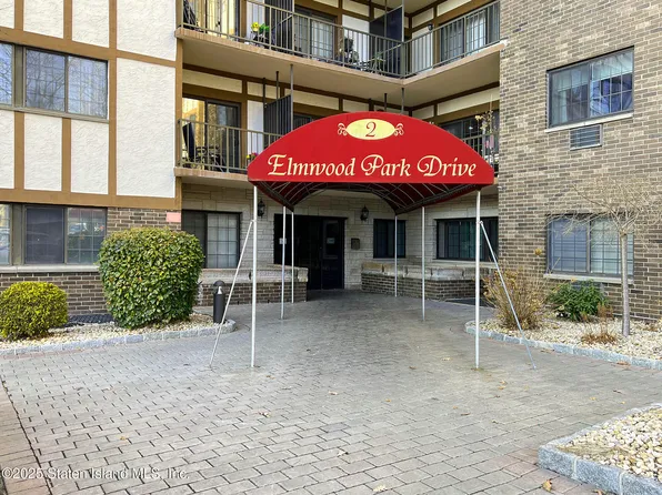 2 Elmwood Park Dr APT 412, Staten Island, NY 10314