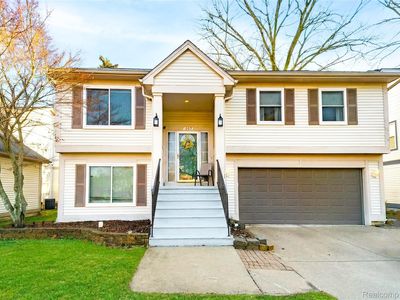 907 Huntclub Blvd, Auburn Hills, MI, 48326