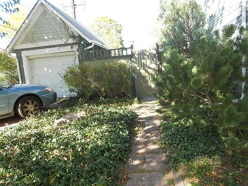 5th image of 1927 E 20th Ave