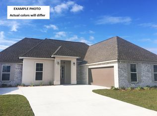 733 Crewe Ln, Bossier City, LA 71111