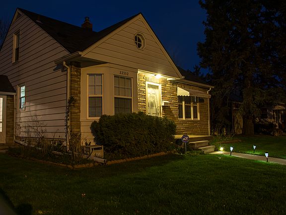 2nd image of 22332 Ann Arbor Trl
