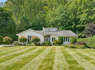 2596 Dodd Rd, Willoughby, OH 44094