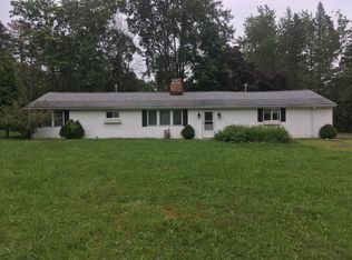 13331 Caves Rd, Chesterland, OH 44026