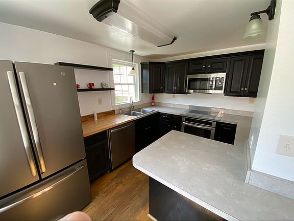 2nd image of 305 N Main St #A