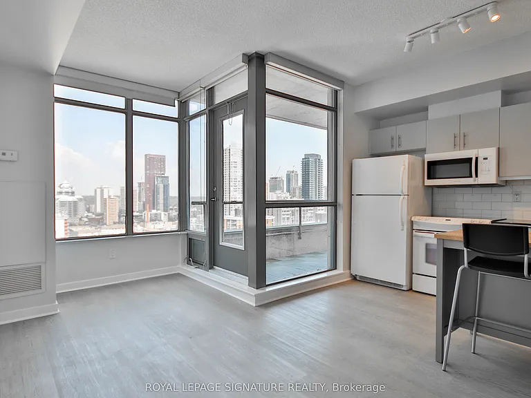 281 Mutual St #2307 — Photo 8