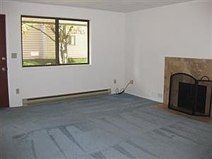 4th image of 10807 SW 121st Ave