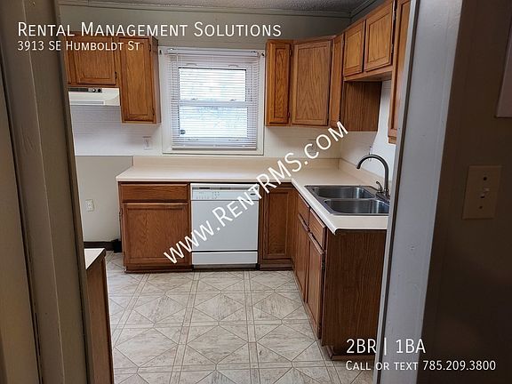 4th image of 3913 SE Humboldt St