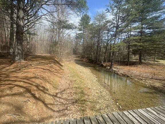 4th image of 290 Wildcat Run Rd