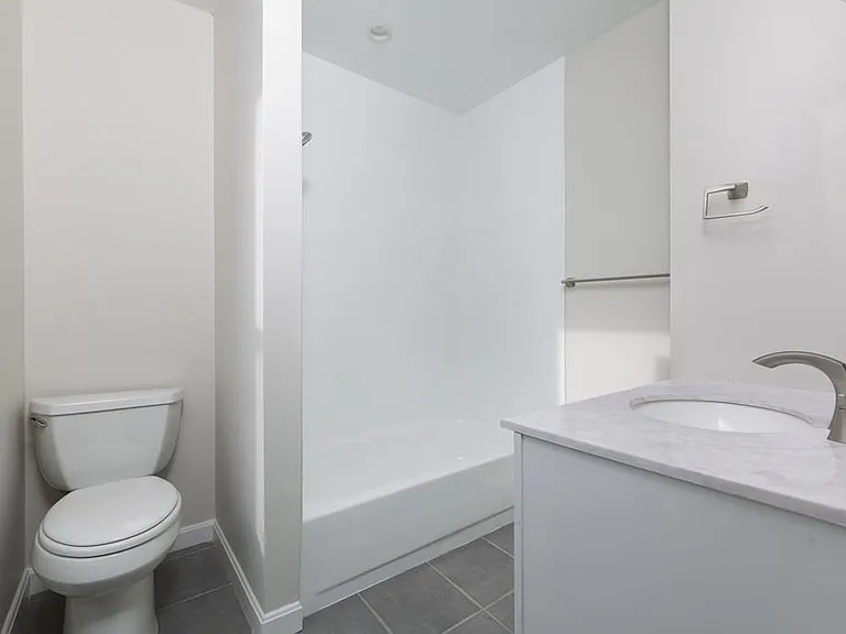 304 Shawmut Ave #4 — Photo 4