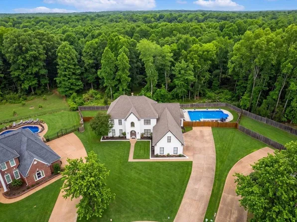 1804 Lisson Cv, Collierville, TN 38017