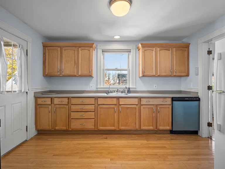 157 Merriam Ave #2 — Photo 13