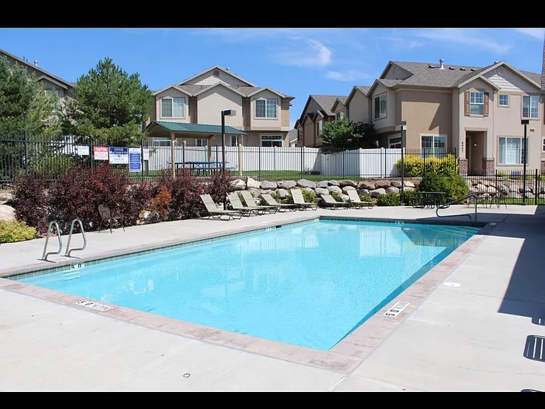 6302 W Traveler Ln — Photo 13