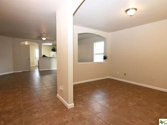3rd image of 2906 Blackburn Dr
