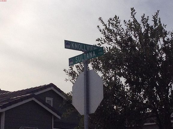 5th image of 15386 Knollview Pl