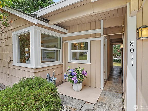 3rd image of 8011 SE 57th Street