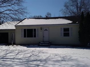 1844 Belmont Dr, Mount Pleasant, MI 48858