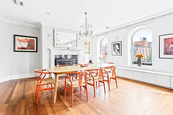 Sold by Compass | media 4