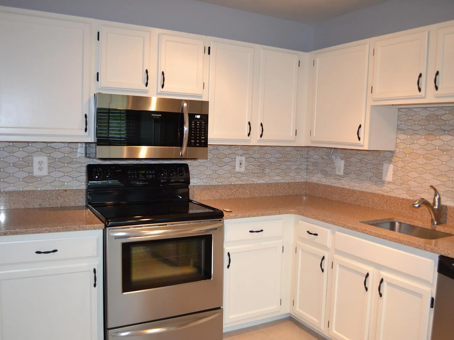 3 bed, 1338 sqft, $3,000 — Photo 4
