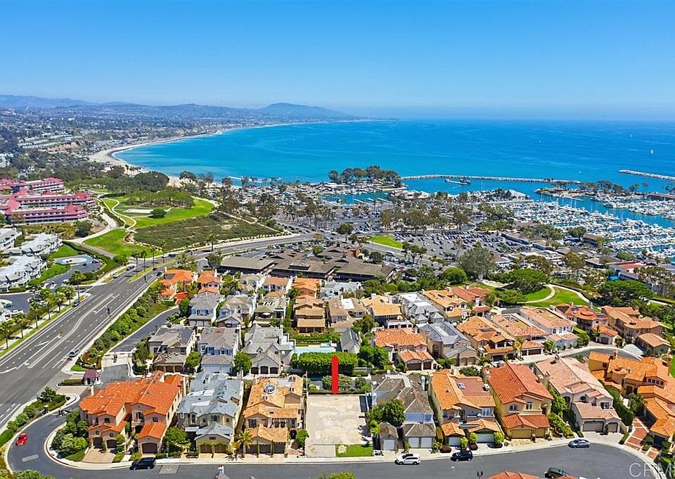 Panoramic Ocean View from Both Levels!