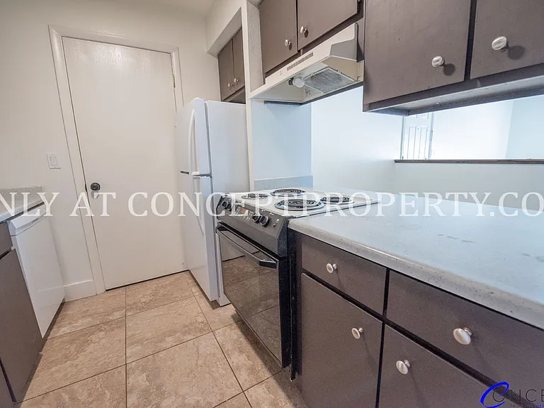 Cottonwood Heights — Photo 105