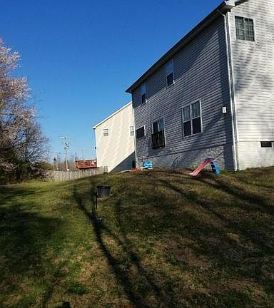 2nd image of 8 Bombay Ct