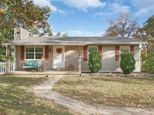 6631 Deerwood Dr, Cedar Hill, MO 63016