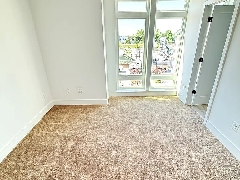 33 Lower Service Ct NW — Photo 32