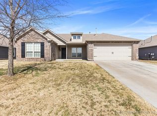 18101 E 42nd Pl, Tulsa, OK 74134
