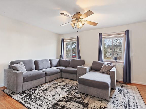 5th image of 10905 Jackson Ct