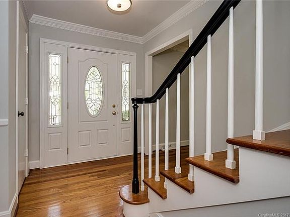 2nd image of 7033 Foxworth Dr