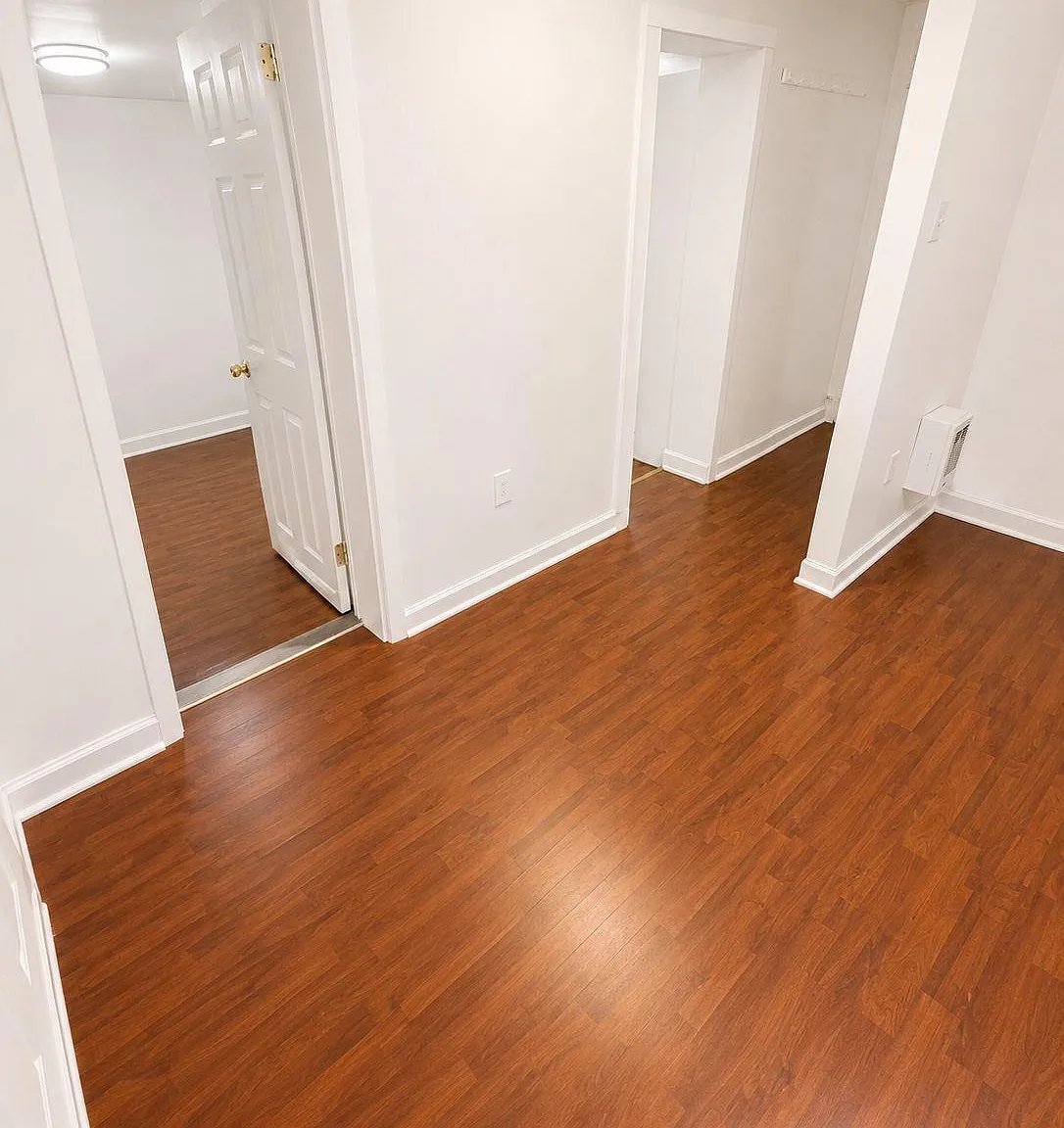 2 bed, 3215 sqft, $1,450 — Photo 3