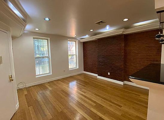 3rd image of 1244 Herkimer St
