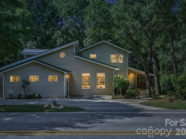 1516 Hensley Rd, Fort Mill, SC 29715