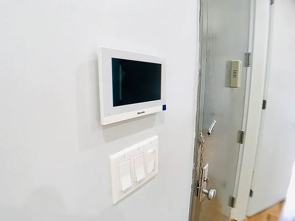 3rd image of 292 Hancock St APT 2