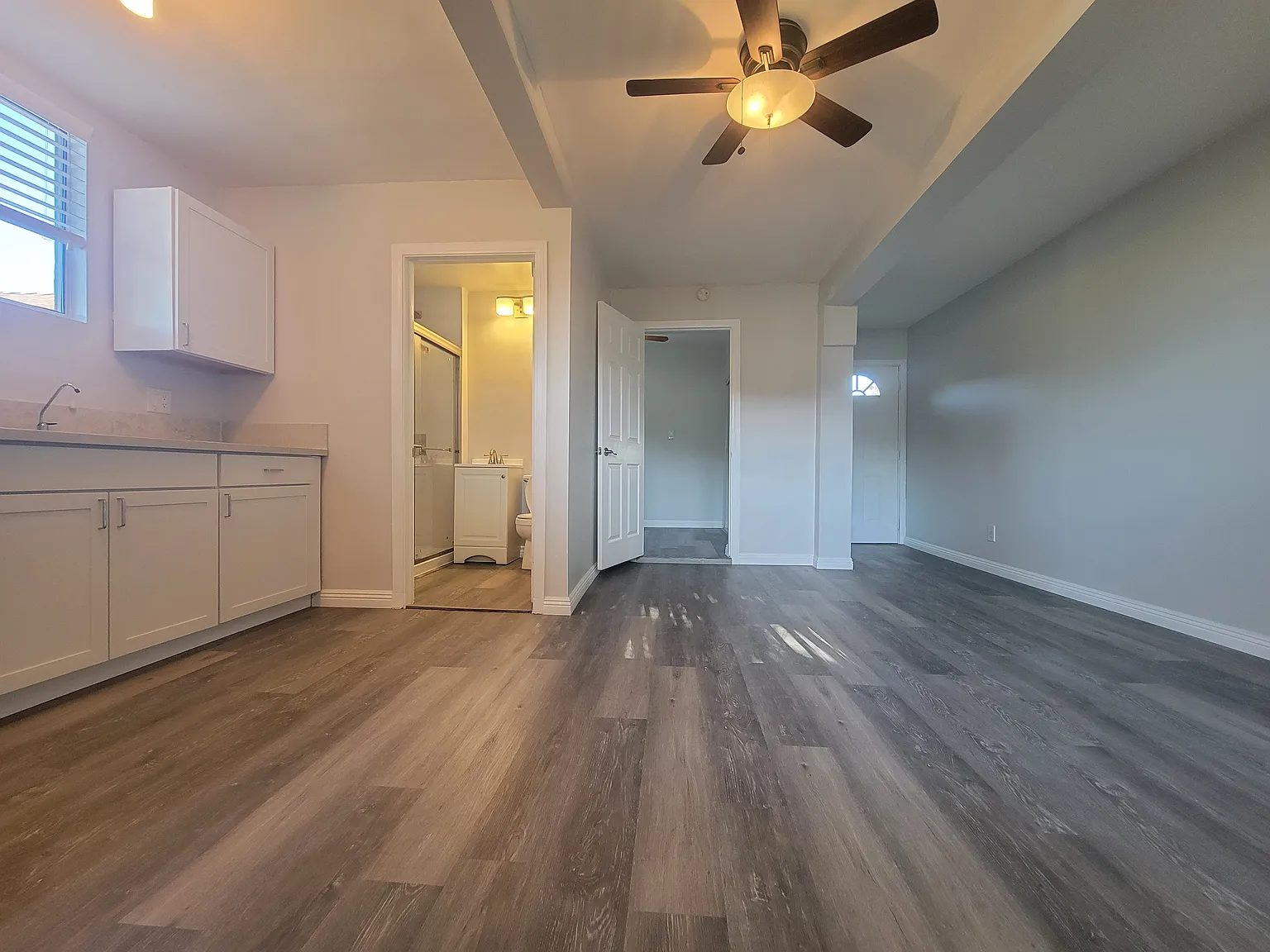 1 bed, $1,850 — Photo 2
