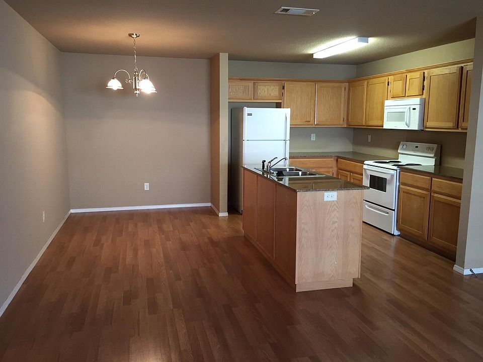 1st image of 3101 SW Windrift Ave #1