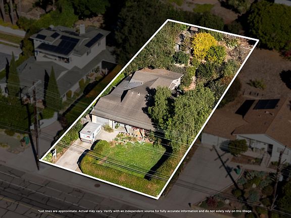 5th image of 1702 Cliff Dr
