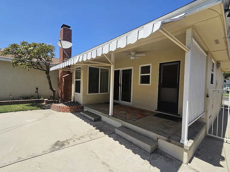 7618 Cleargrove Dr — Photo 25