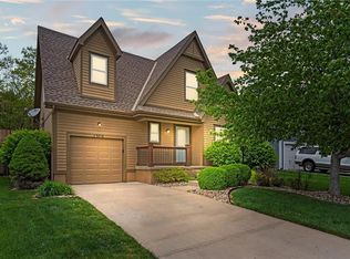 13716 Leigh Dr, Bonner Springs, KS 66012
