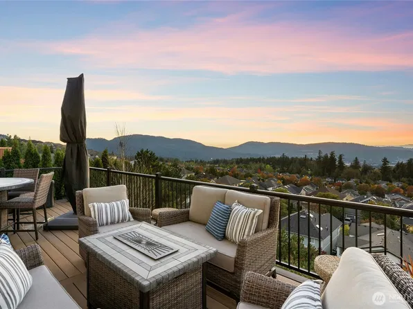 1685 30th Avenue NE, Issaquah, WA 98029