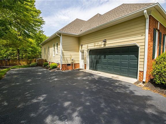 4th image of 5712 Stoneacre Ct