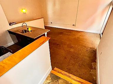 4th image of 613 N Lombardy St APT 101