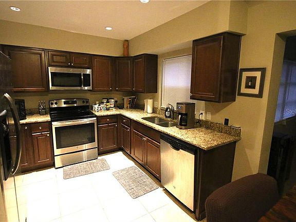 4th image of 1824 Audrey Dr