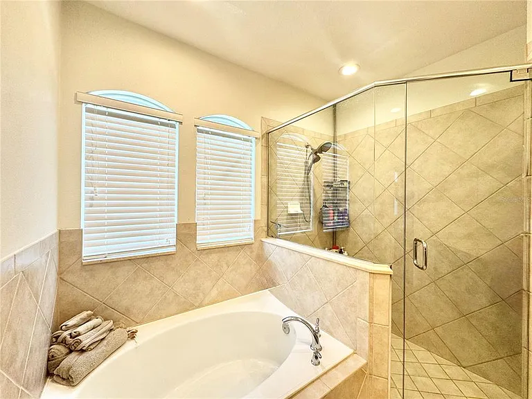 212 Montara Dr — Photo 29