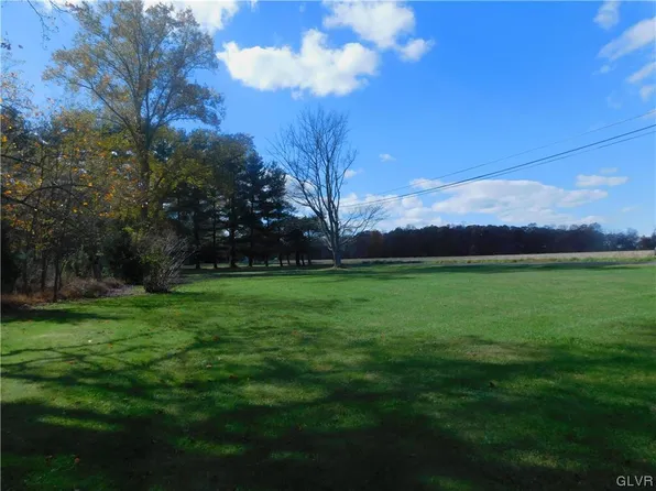 1303 Edge Hill Rd, Perkasie, PA 18944