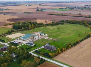 10745 W Pauling Rd, Manhattan, IL 60442