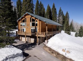 7102 S Steller Jay Way, Salt Lake City, UT 84121