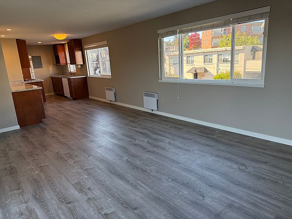 3rd image of 900 N 73rd St