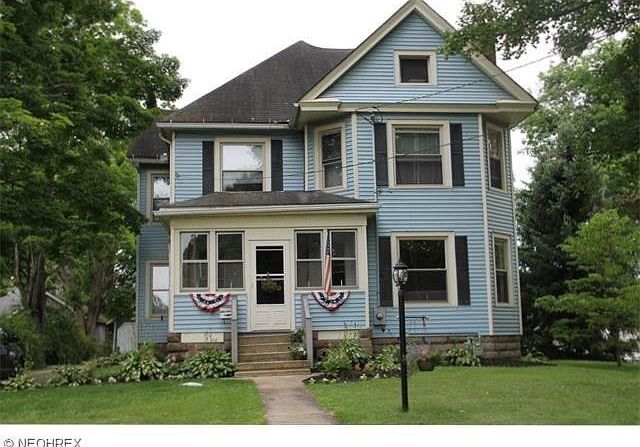 1st image of 10735 Forest St